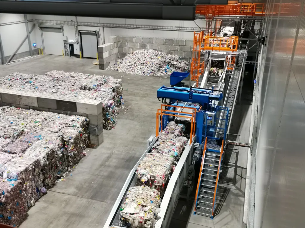 Wired bales waiting for dewiring
