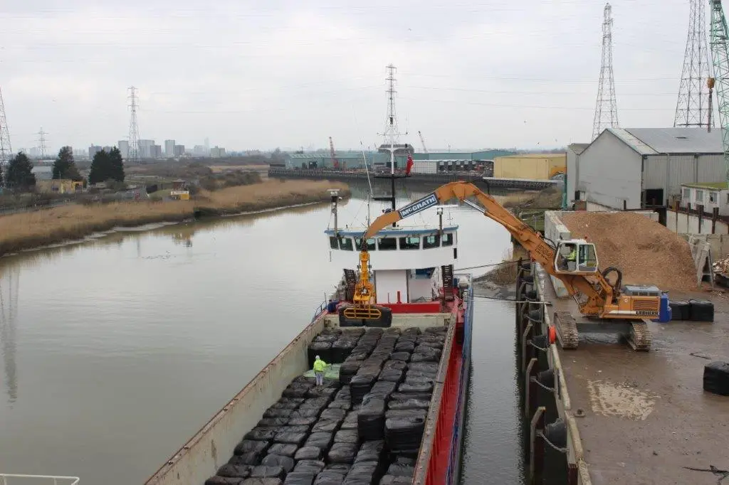 McGrath bale loading to ship