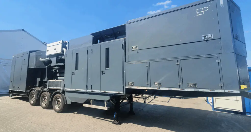 On Image: Mobile Wrapping Unit