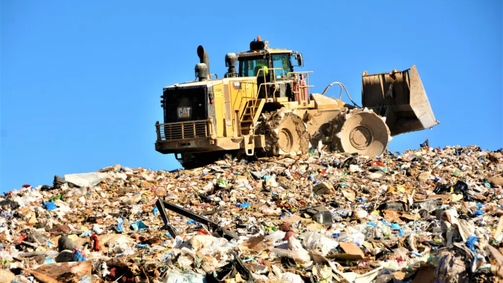 On Image: Waste_management USA landfill-scaled